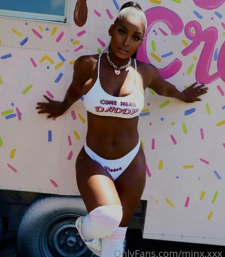 Minx XXX nudes pornstar img