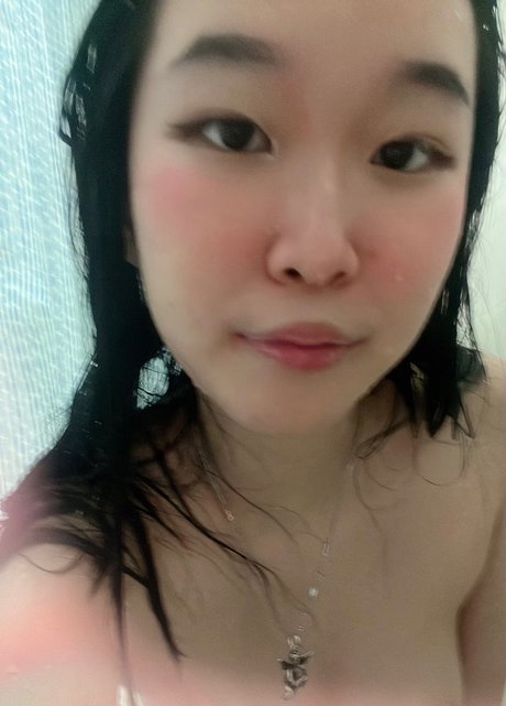 aiyuens model sexy pic