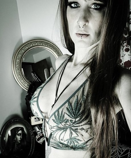 SilentMary perfect actress image