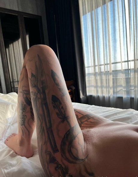 thirteenmel model porn photos