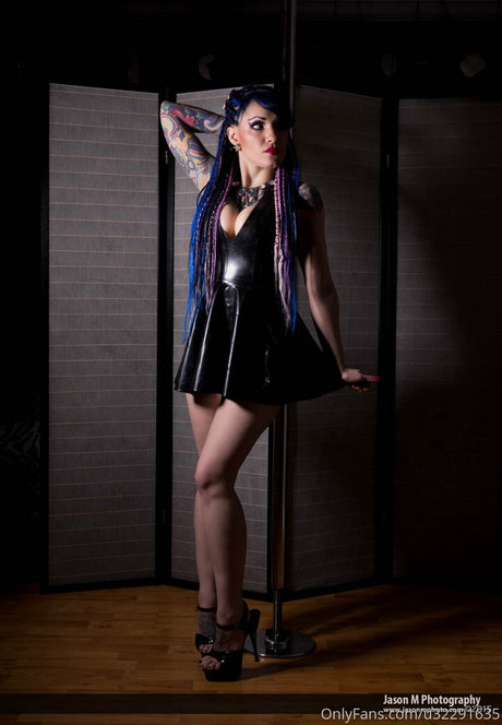 blownupdoll top star photo