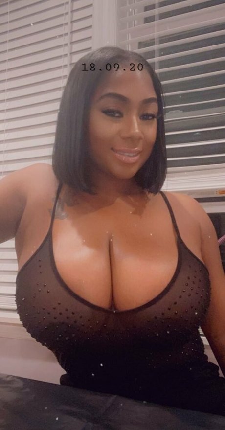 therealchanellealicia star exclusive pics