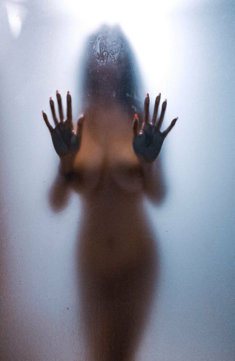 anikahaze freeee star photos