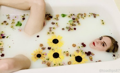 toadlips87free porn star pics