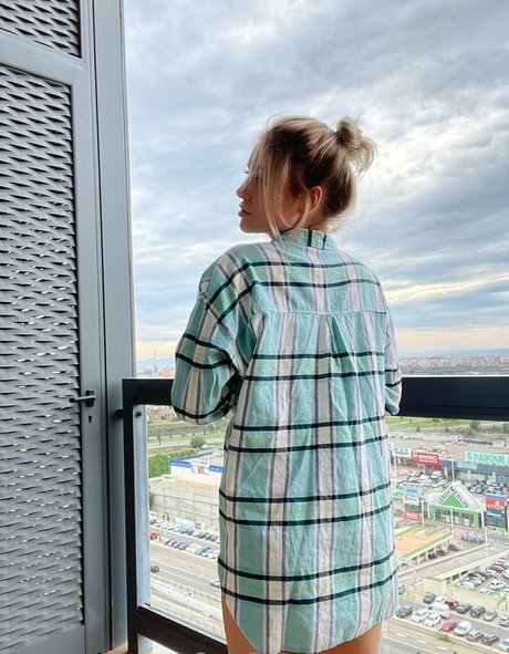 annjoyhere art actress archive