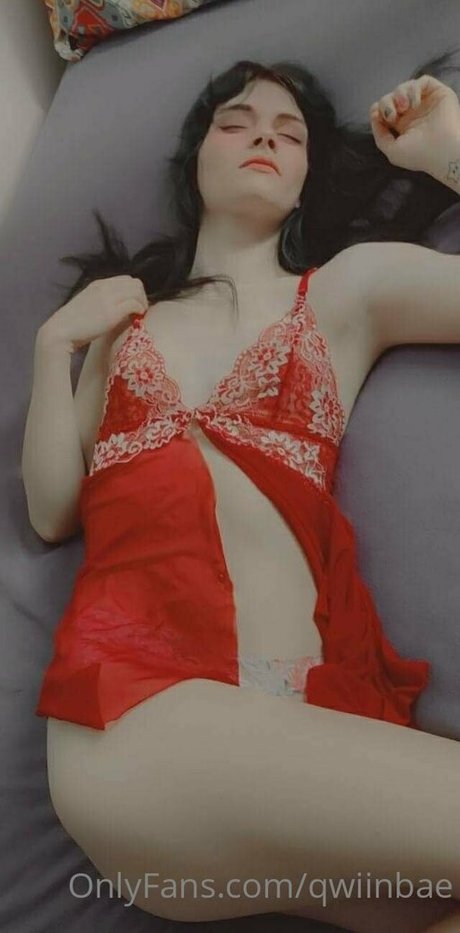 qwiinbae art actress pic