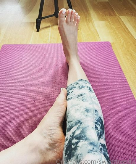 bbw pregnant onlyfans adult pic