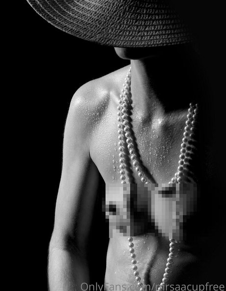 mrsaacupfree perfect model pic