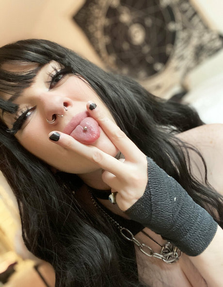 gothscumbag Profile pic