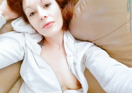 Somethingnotsilly free pornstar images