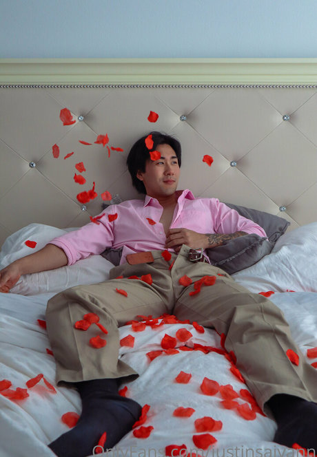 justinsaiyann model pornographic photos