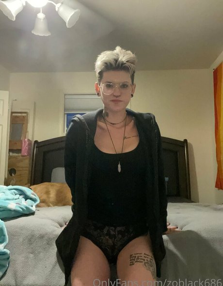 zoblack686 sexy star picture