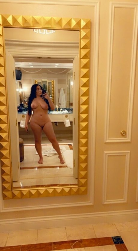 iamsophidream pornographic star image