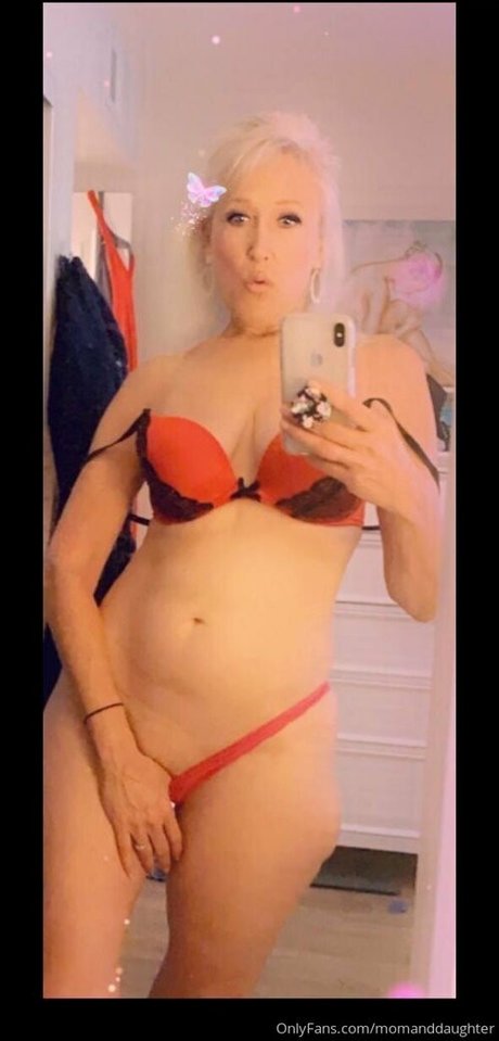 momanddaughter pornstar exclusive gallery