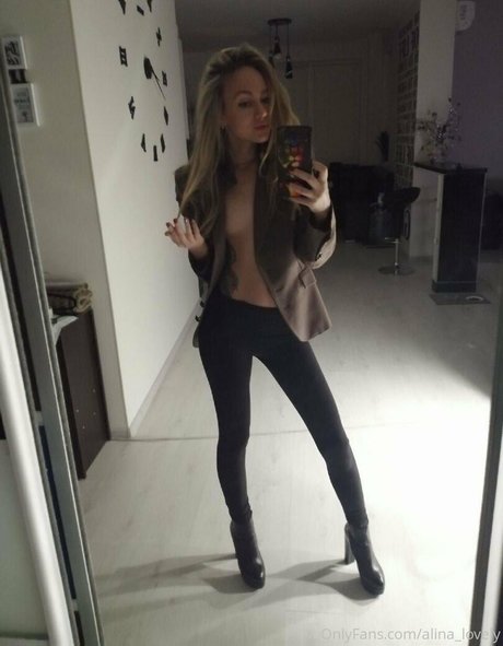 alinalovely model hot pics