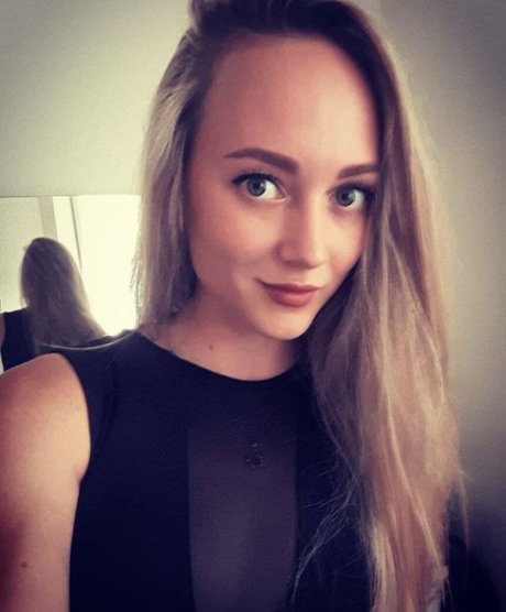 alinalovely model sexy gallery