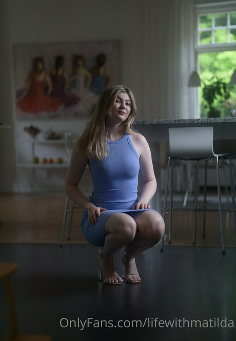 LifeWithMatilda model erotic pic