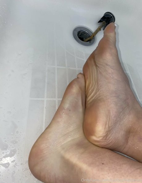 sashasfeetishxo pornstar hd gallery