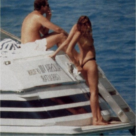 Elle Macpherson high quality star pics