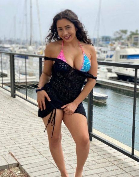 reallillyhallxx star beautiful pics