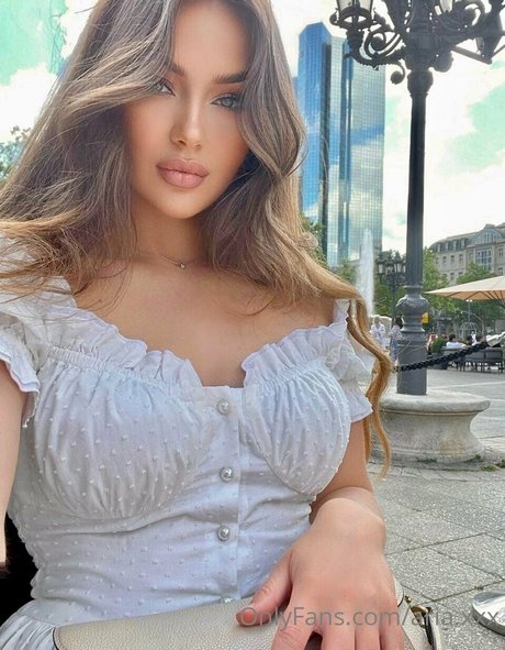 aria xxx xxx actress pics