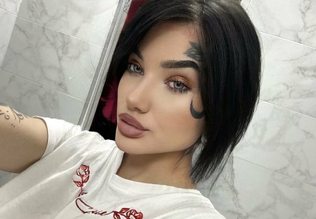 ali sex porn star pics