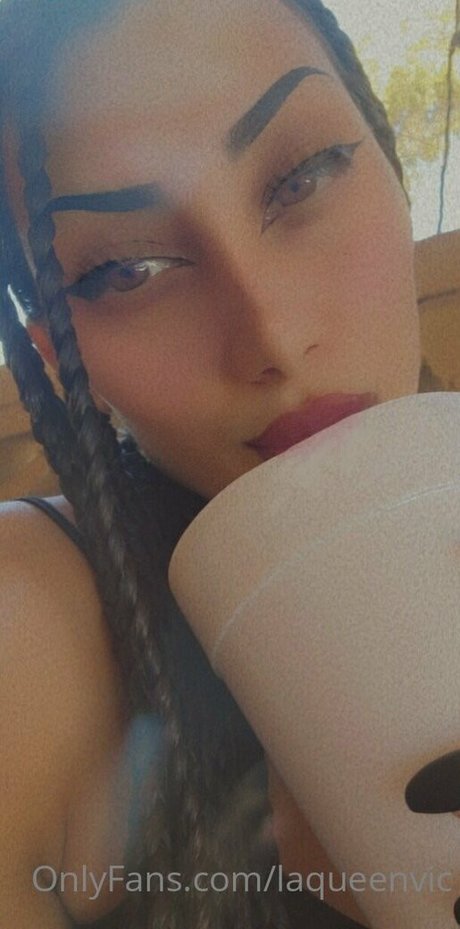 laqueenvic star beautiful image