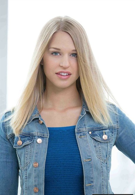 Lacey Johnson hd model archive