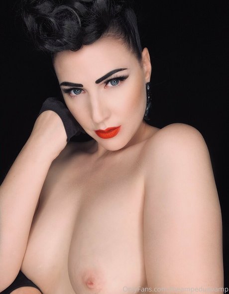 theampedupvamp pornstar pretty picture