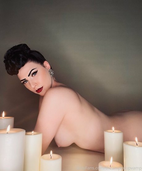 theampedupvamp model xxx galleries