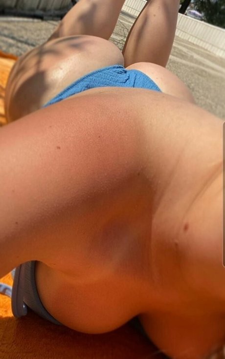 Masa Iva nusa pornographic model pic