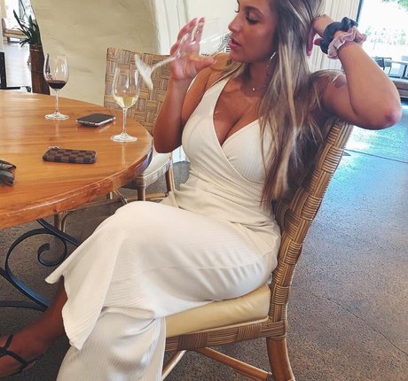 Maddie Clark pornstar high quality img