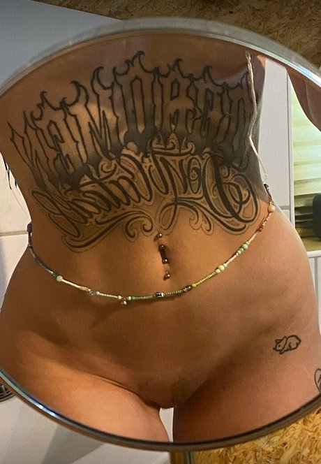 FoxyBebe420 xxx model img