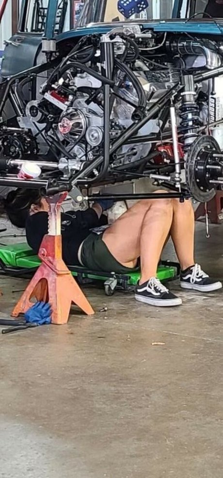 Alex Taylor model pretty gallery