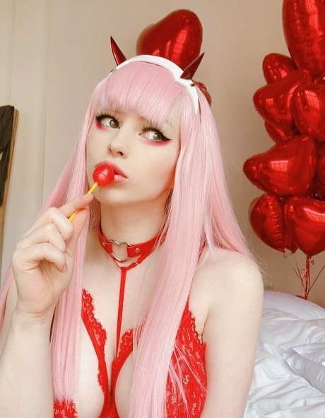 melamorifree sexy actress photo