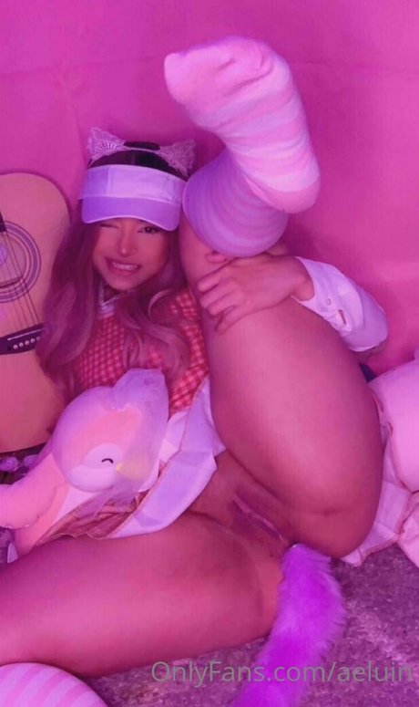 Aeluinv xxx star pics
