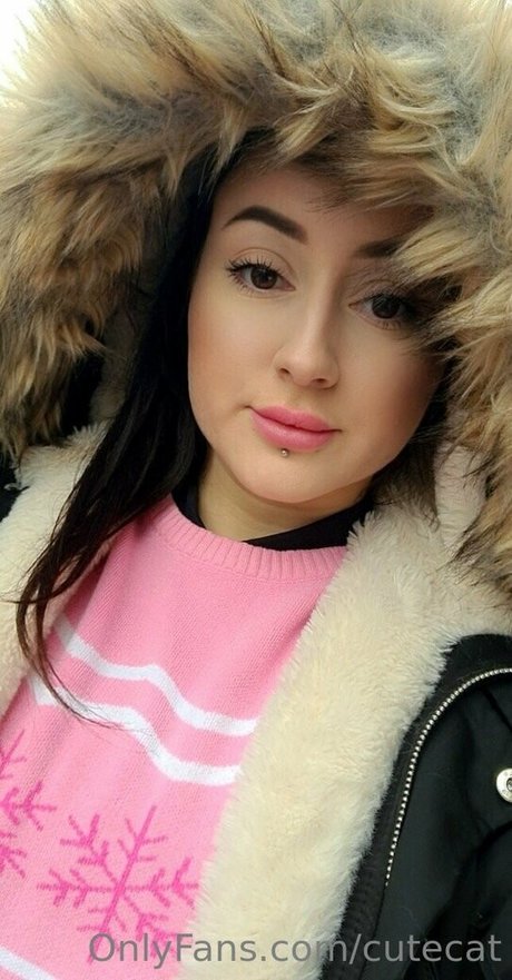 Cutecat pornographic actress img