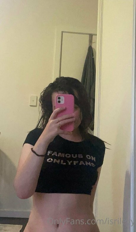 isrileyy pretty model images