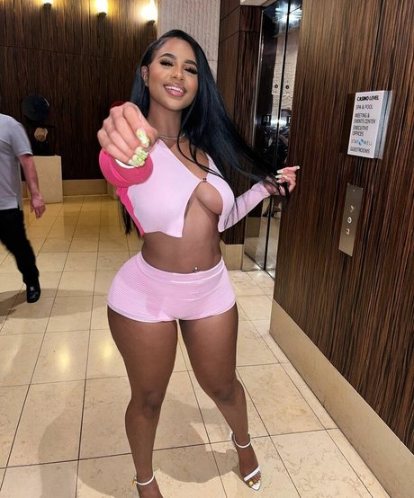 Toni Cheri star porn photos