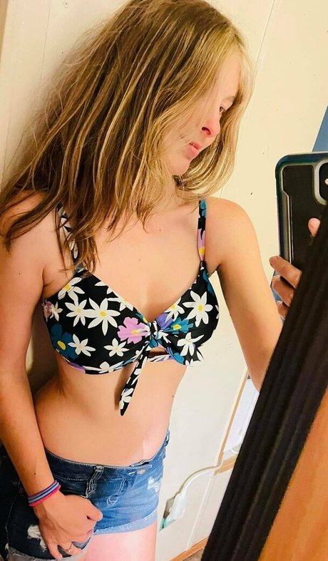 sophiemay93 pornstar nice image