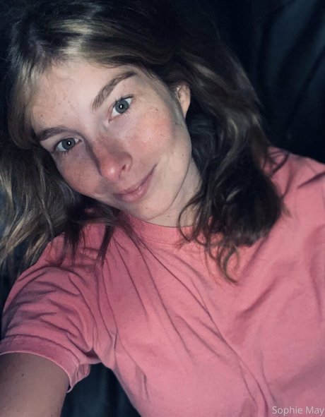 sophiemay93 pornstar naked photo