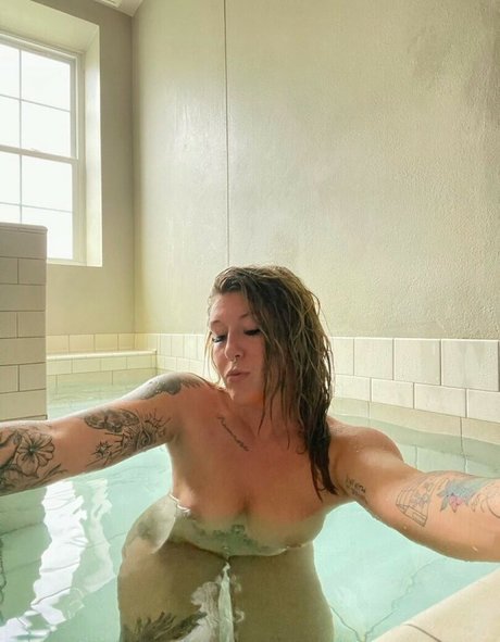 Makeyousayoh exclusive pornstar image