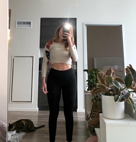 Chhlss sexy actress photo