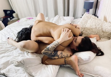 big tits cougar onlyfans free nude gallery