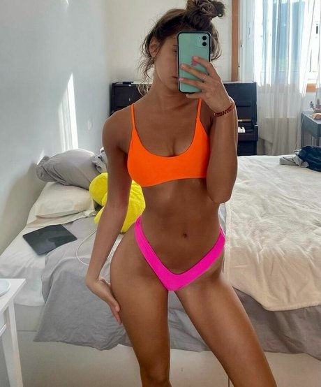 Anita Tembleque hot actress image