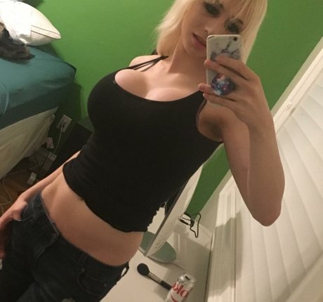 Krystal Syx star pretty archive