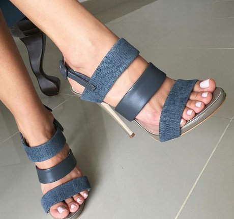 Francesca feet pornstar sexy image