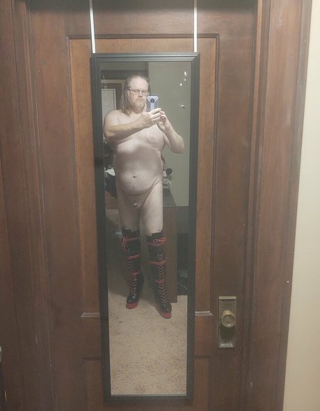 jenniferpieclown art model picture