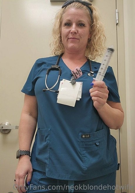 huge tits milf onlyfans erotic gallery