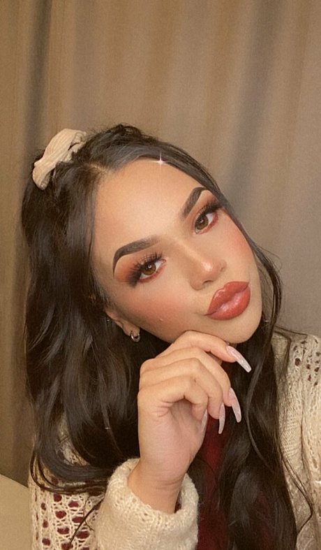 blonde hot wife onlyfans hd pic